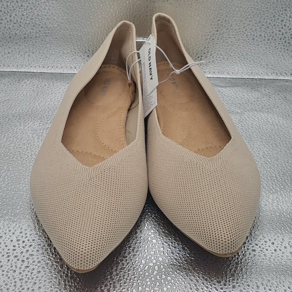 Old Navy Shoes - Old Navy Pointy Toe Knit Flats